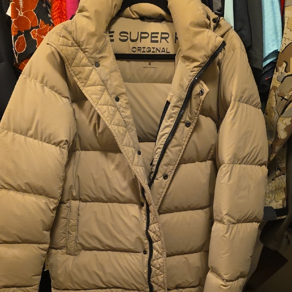 Aritzia Jackets & Blazers - Superpuff Original